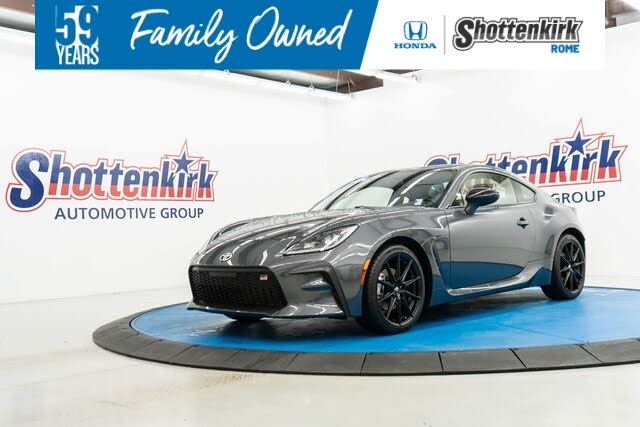 2024 Toyota GR86 Premium RWD