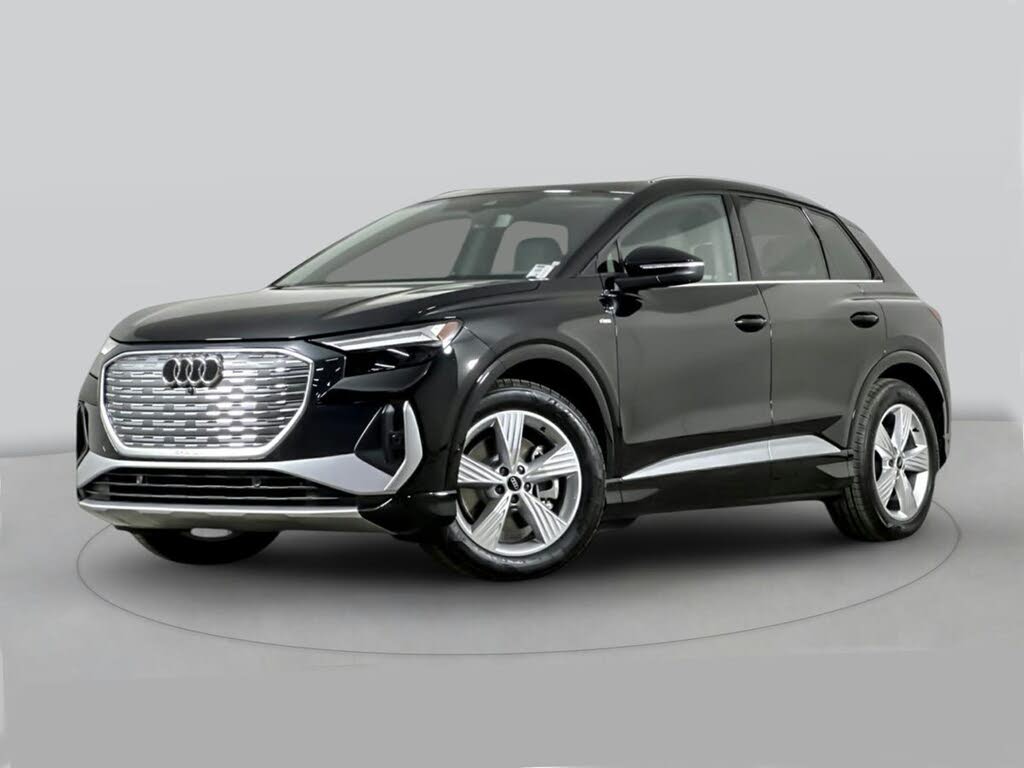 2026 Audi Q4 e-tron quattro Premium 55