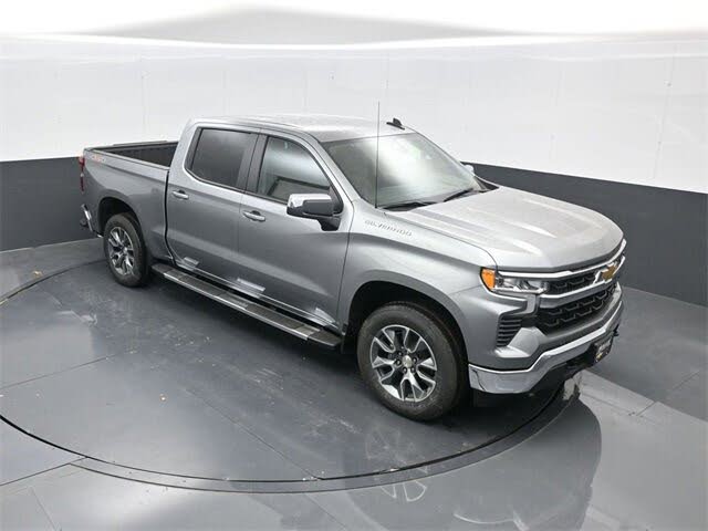 2026 Chevrolet Silverado 1500 LT Crew Cab 4WD
