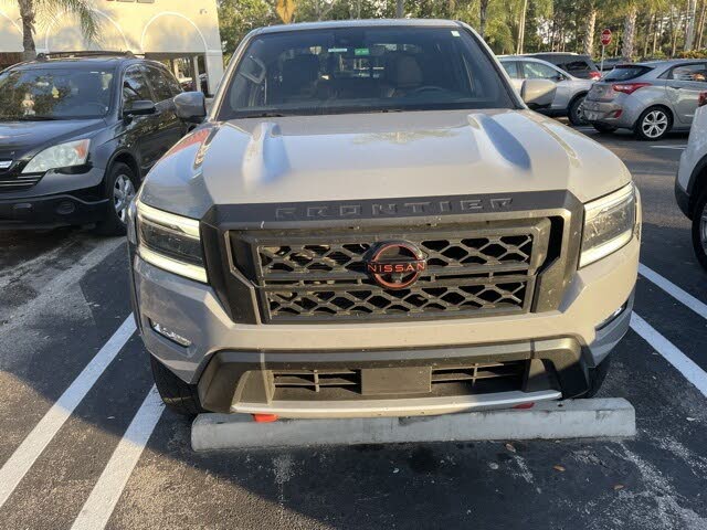 2023 Nissan Frontier PRO-4X Crew Cab 4WD