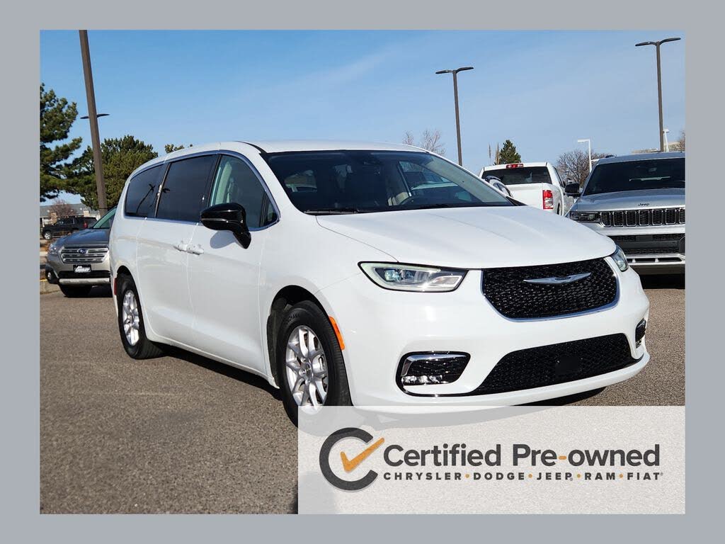 2024 Chrysler Pacifica Touring L FWD