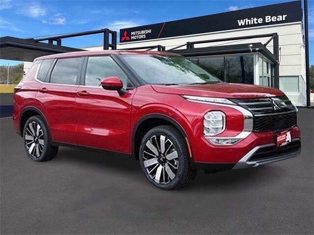 2025 Mitsubishi Outlander SE FWD