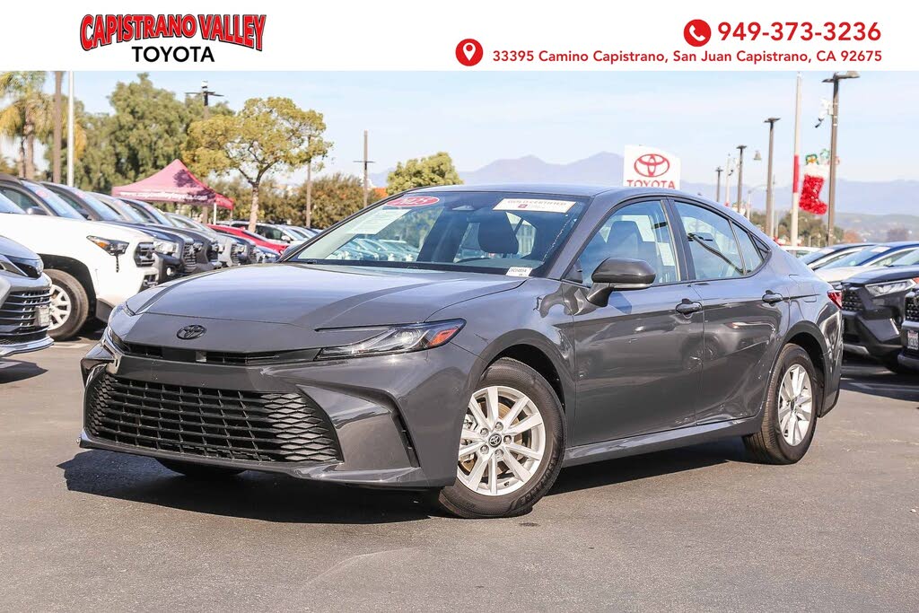 2025 Toyota Camry LE FWD