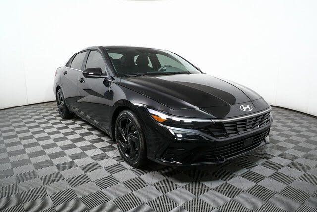 2026 Hyundai Elantra SEL Sport Premium FWD