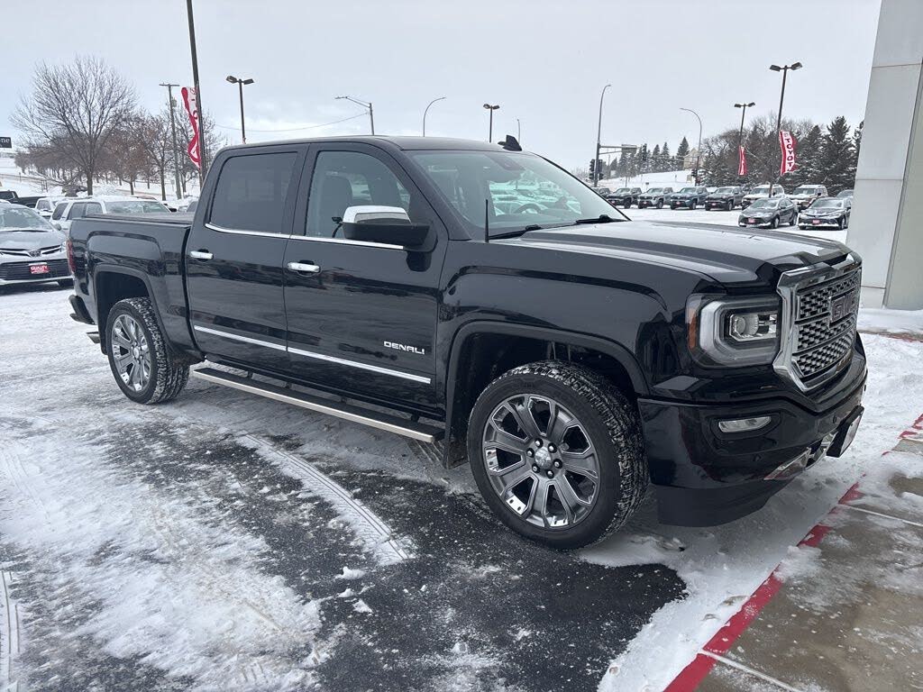 2016 GMC Sierra 1500 Denali Crew Cab 4WD