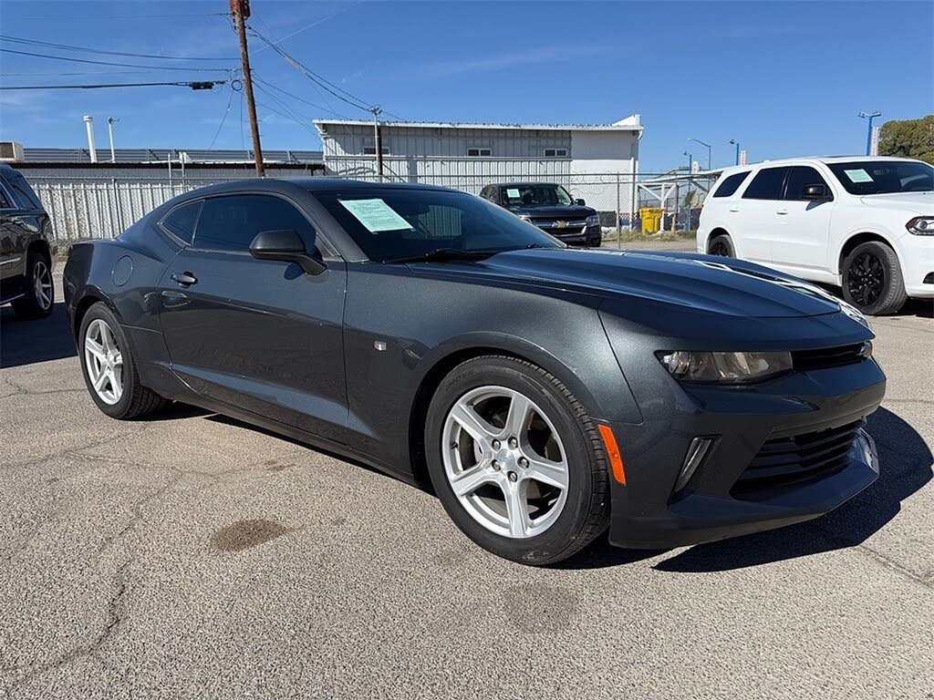 2017 Chevrolet Camaro 1LT Coupe RWD