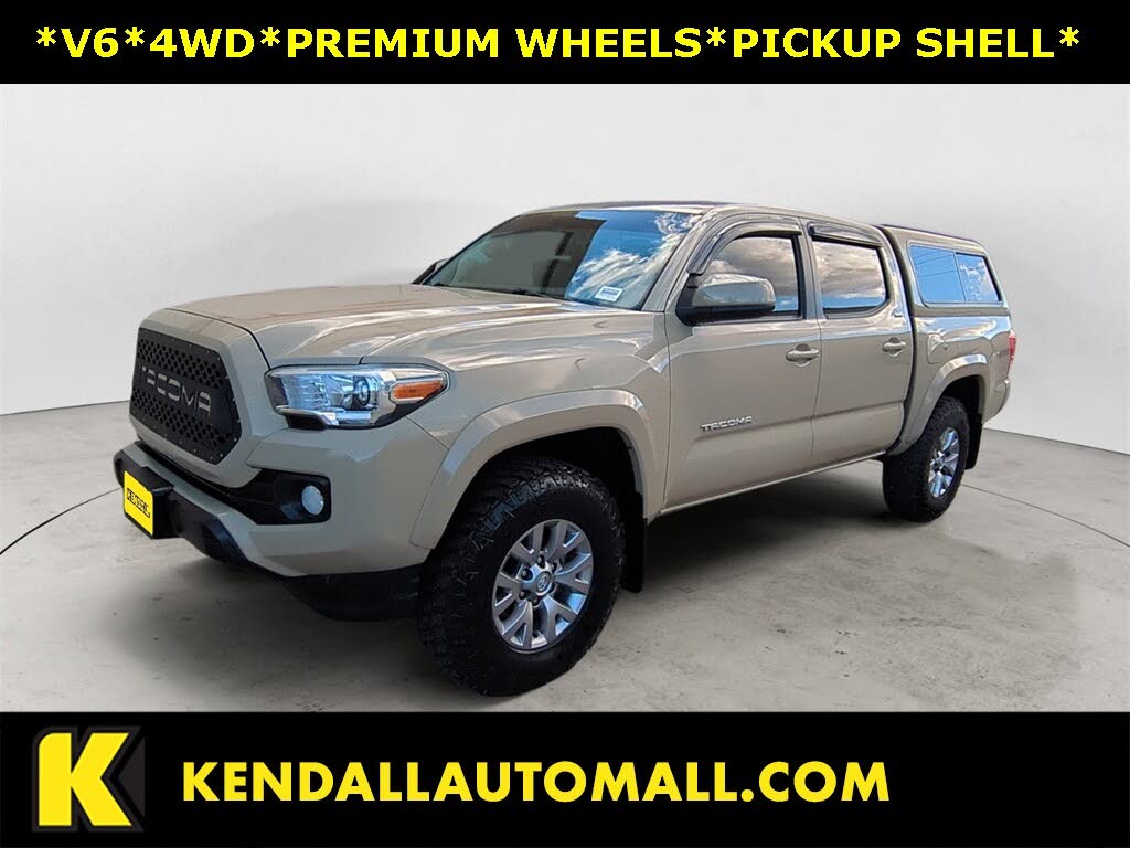 2017 Toyota Tacoma SR5 V6 Double Cab 4WD