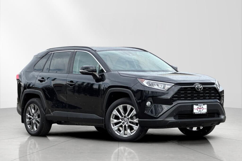 2021 Toyota RAV4 XLE Premium FWD