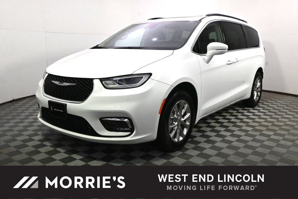 2022 Chrysler Pacifica Touring L AWD