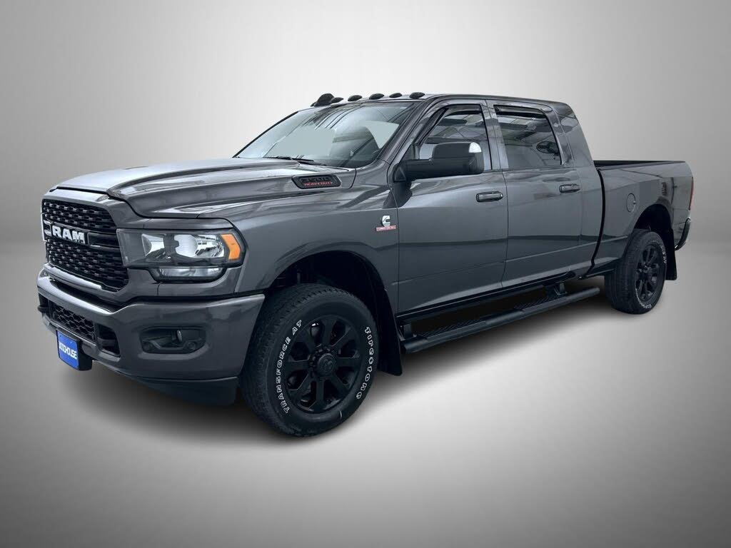 2022 RAM 3500 Big Horn Mega Cab 4WD