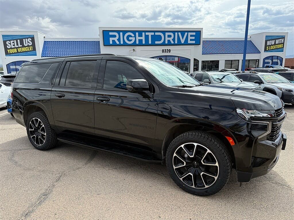 2023 Chevrolet Suburban RST 4WD