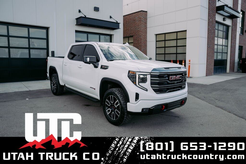 2024 GMC Sierra 1500 AT4 Crew Cab 4WD