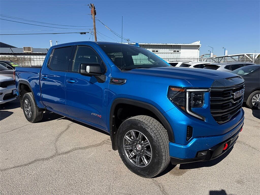 2024 GMC Sierra 1500 AT4 Crew Cab 4WD