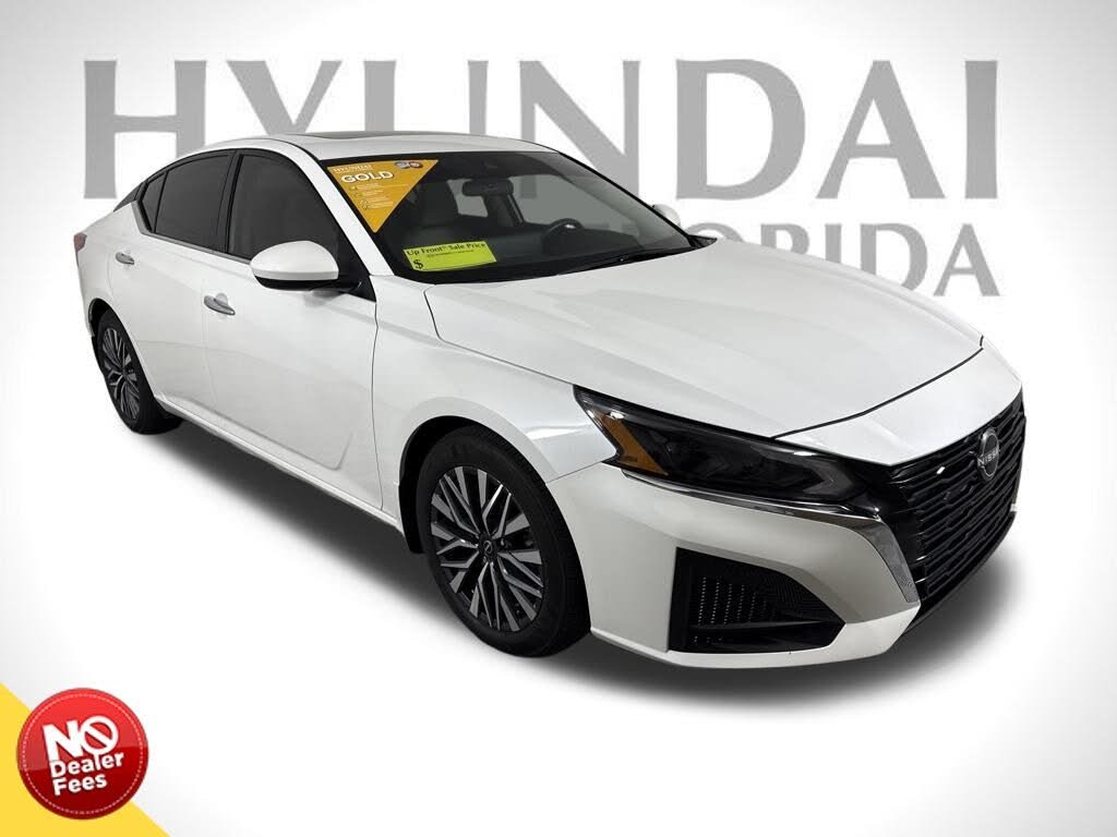 2024 Nissan Altima 2.5 SV FWD