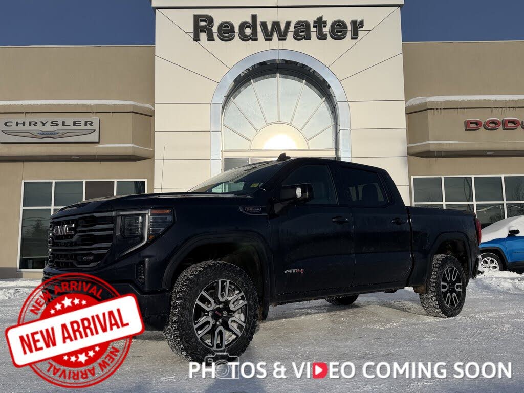 2025 GMC Sierra 1500 AT4 Crew Cab 4WD
