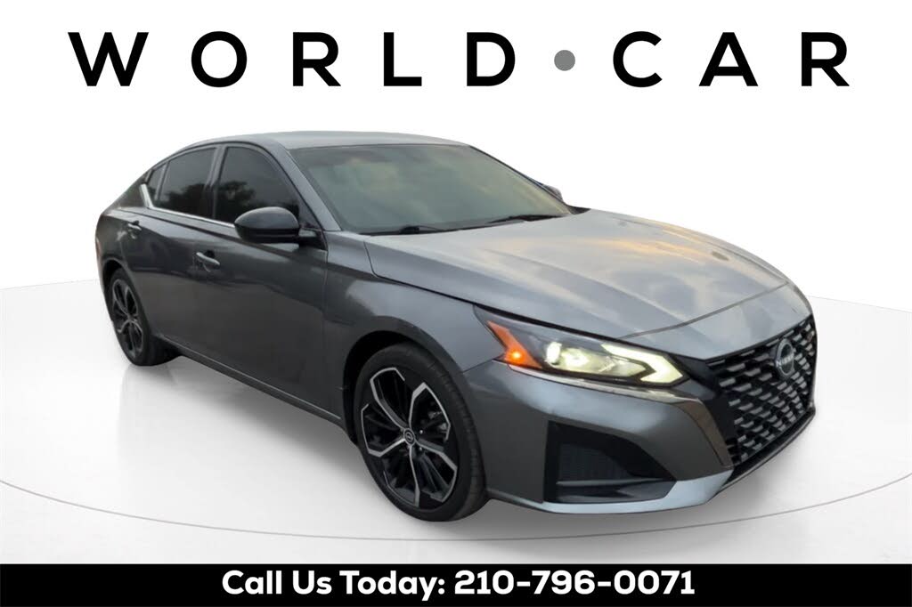 2025 Nissan Altima 2.5 SR FWD