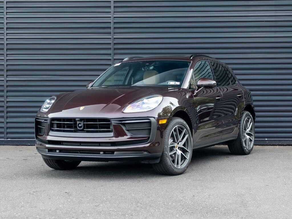 2025 Porsche Macan