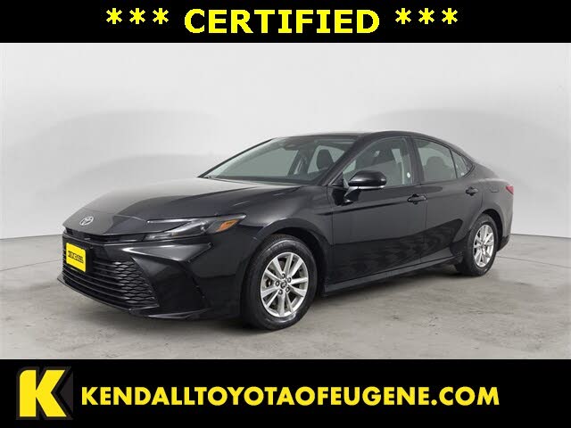 2025 Toyota Camry LE FWD