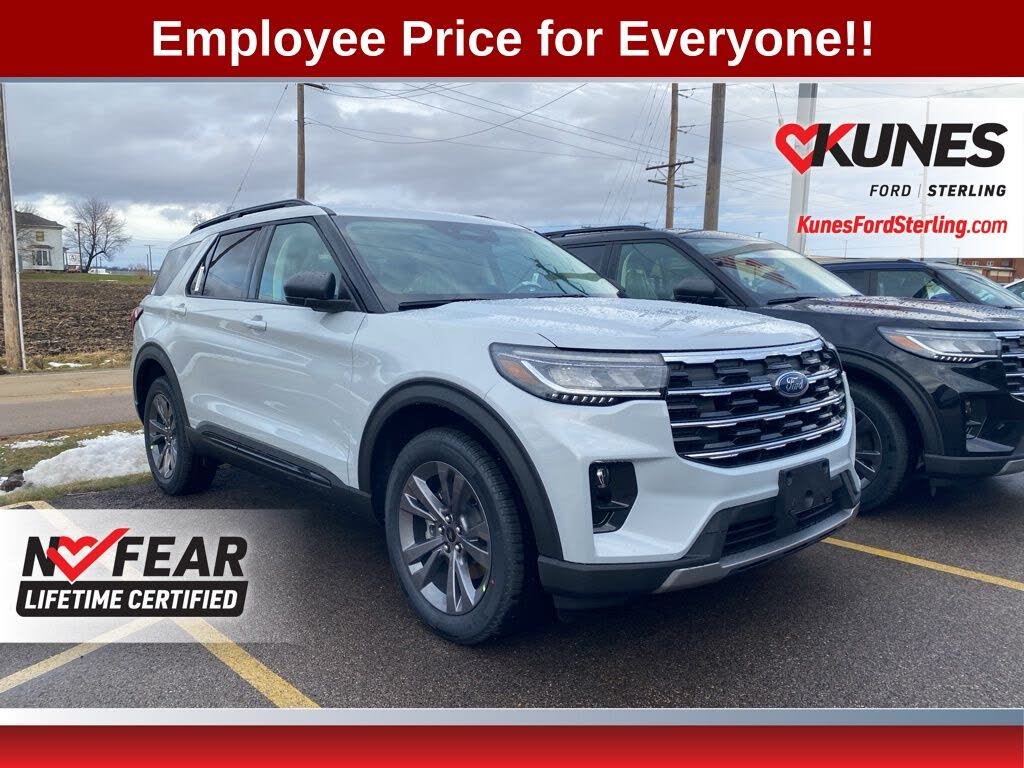 2026 Ford Explorer Active AWD