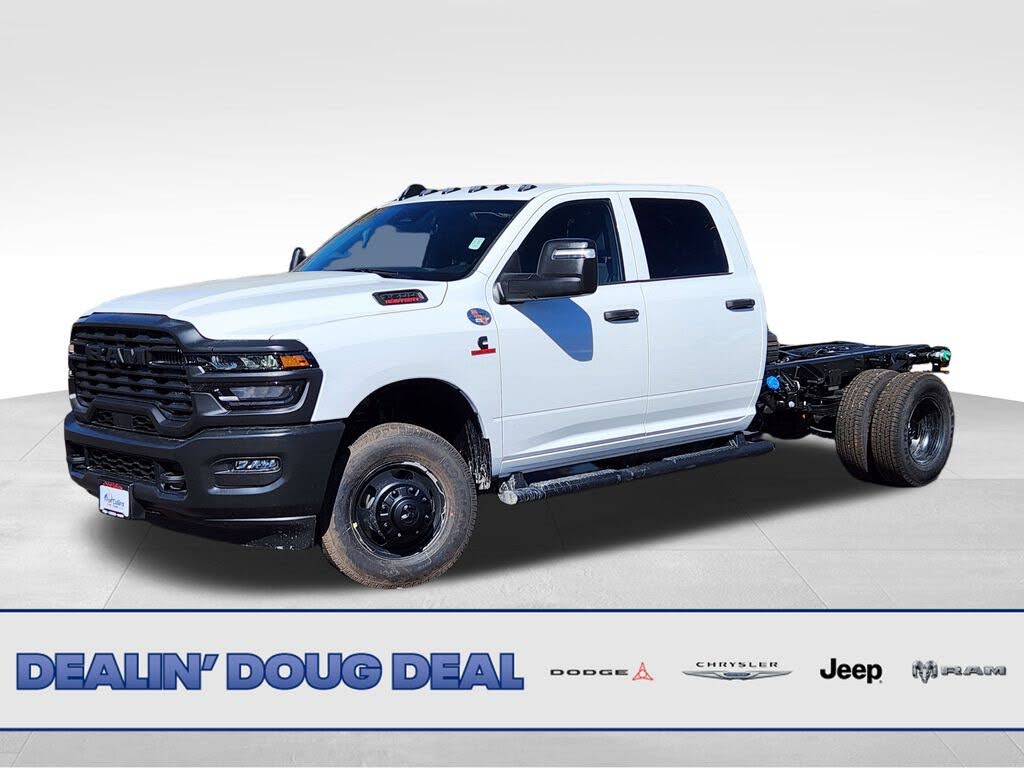 2026 RAM 3500 Chassis Tradesman Crew Cab LB DRW 4WD