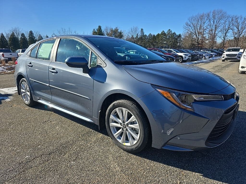 2026 Toyota Corolla LE FWD