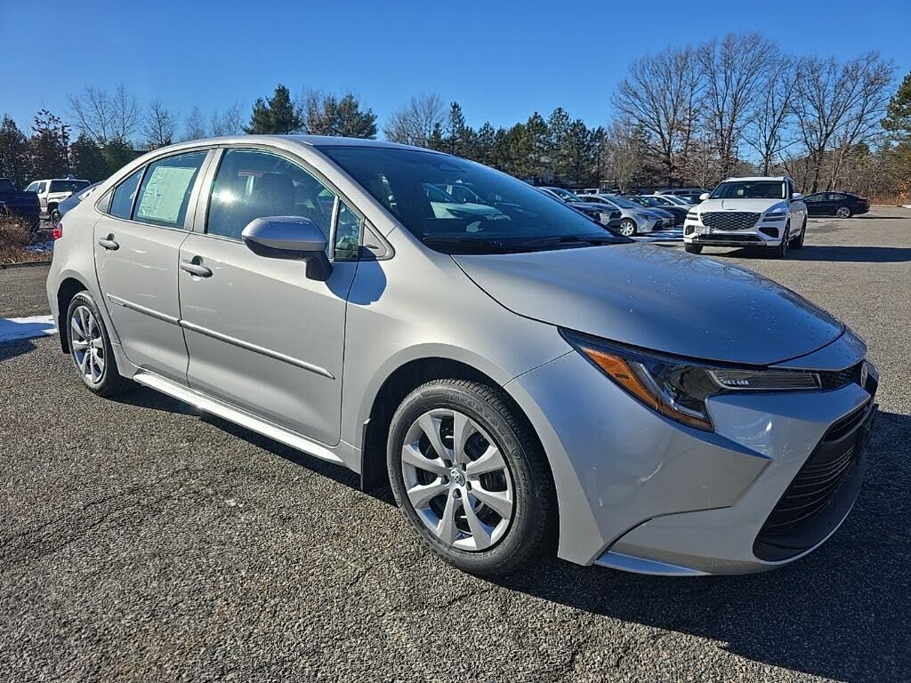 2026 Toyota Corolla LE FWD