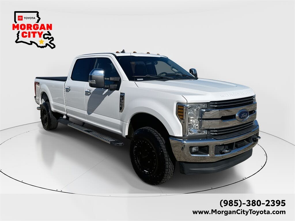 2019 Ford F-350 Super Duty Lariat Crew Cab 4WD
