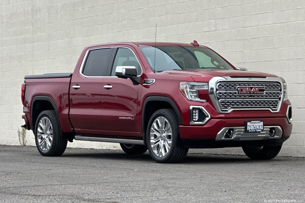 2020 GMC Sierra 1500 Denali Crew Cab 4WD