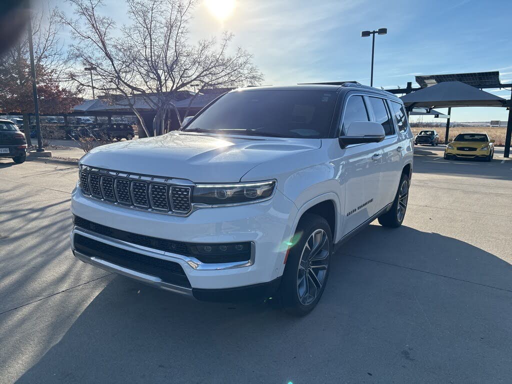 2022 Jeep Grand Wagoneer Series III 4WD