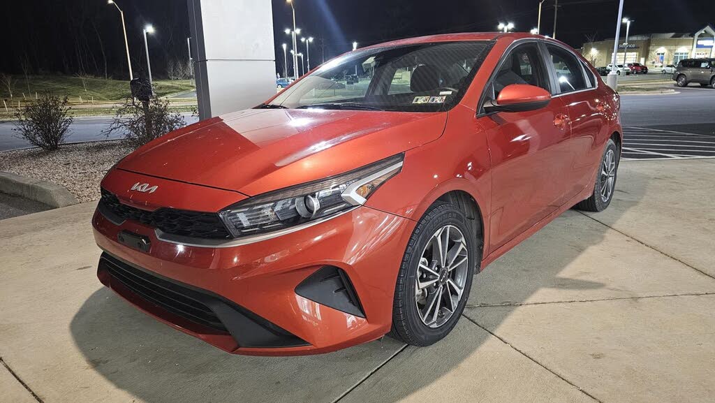 2023 Kia Forte LXS FWD