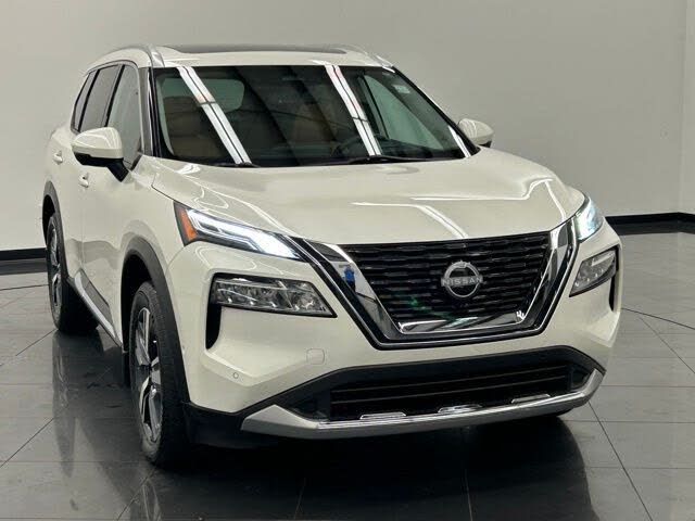 2023 Nissan Rogue Platinum FWD