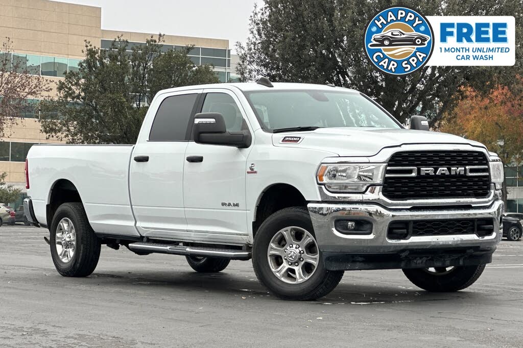 2023 RAM 3500 Big Horn Crew Cab LB 4WD
