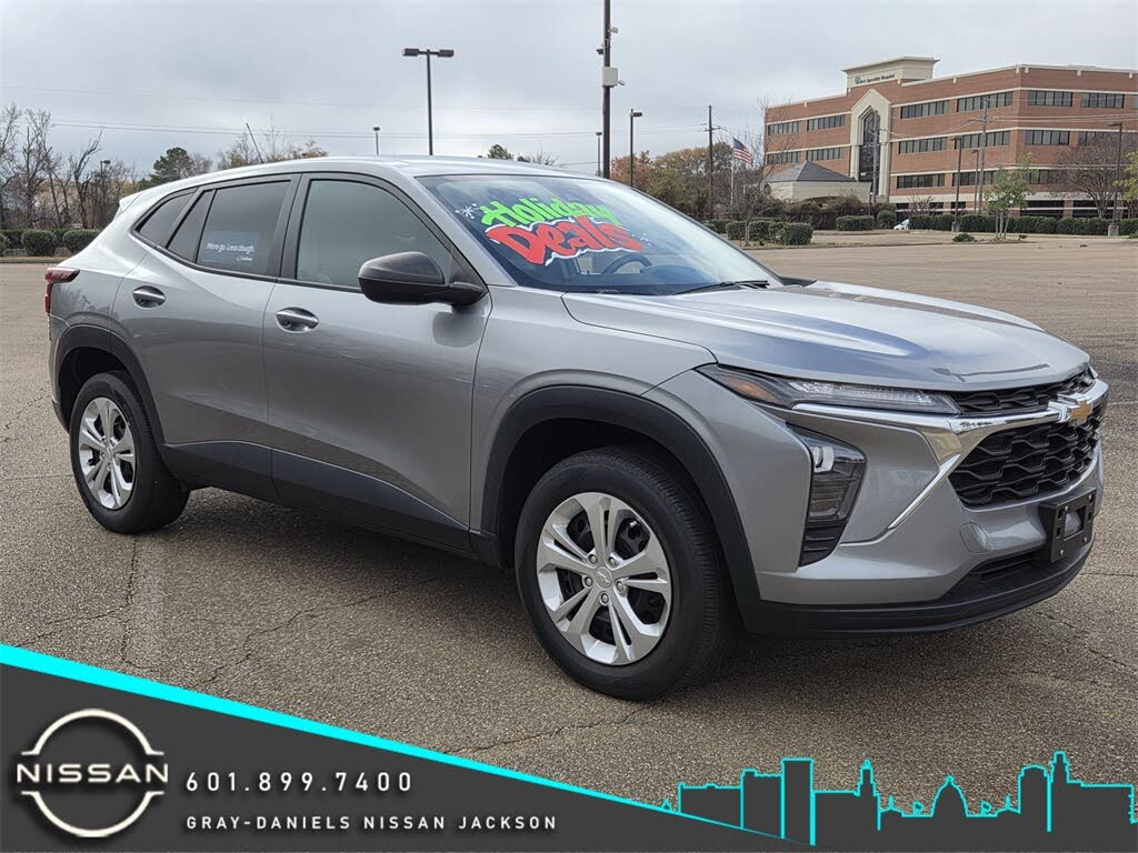 2024 Chevrolet Trax LS FWD