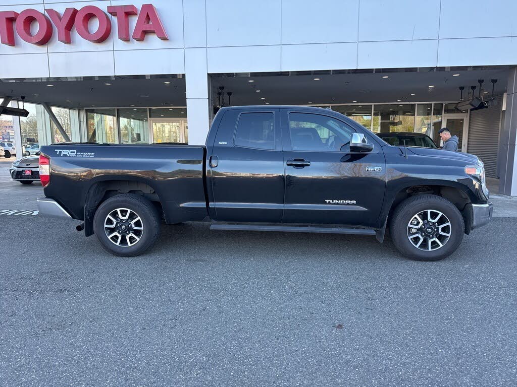 2016 Toyota Tundra SR5 Double Cab 5.7L 4WD
