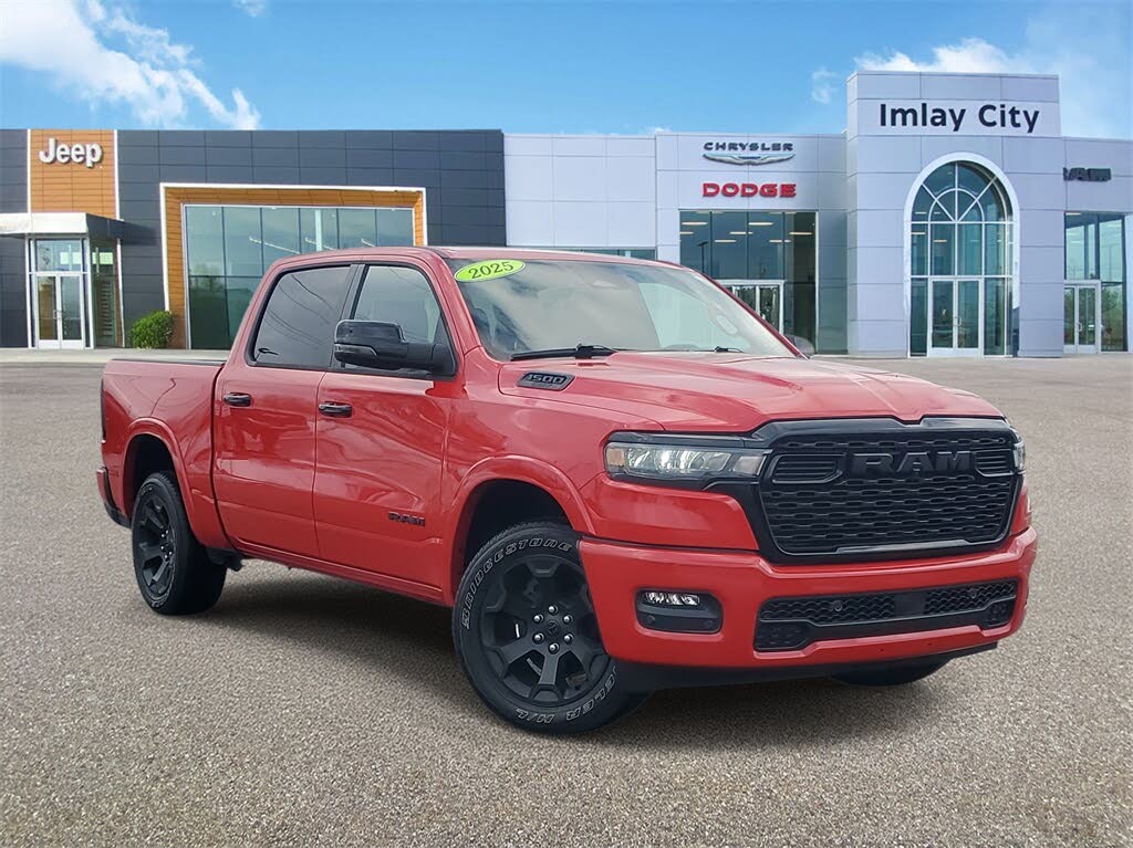 2025 RAM 1500 Big Horn Crew Cab 4WD