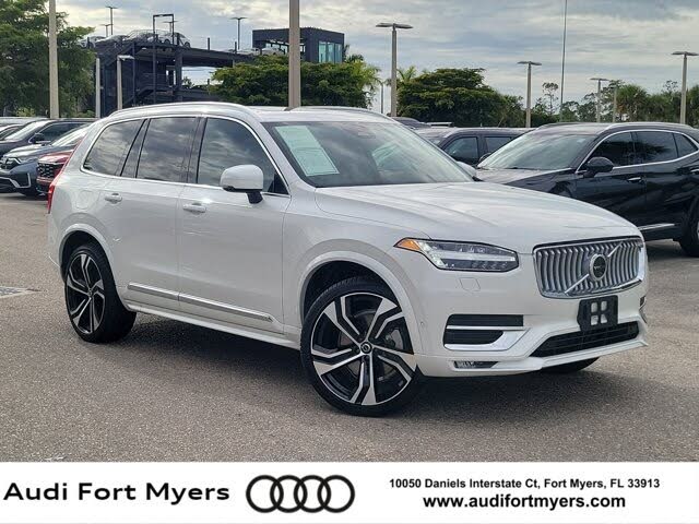 2025 Volvo XC90 B6 Ultra Bright Theme 7-Passenger AWD