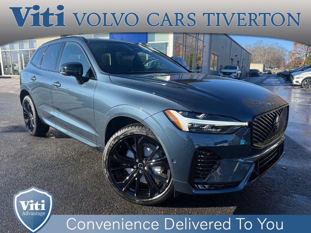 2026 Volvo XC60 B5 Ultra Black Edition AWD