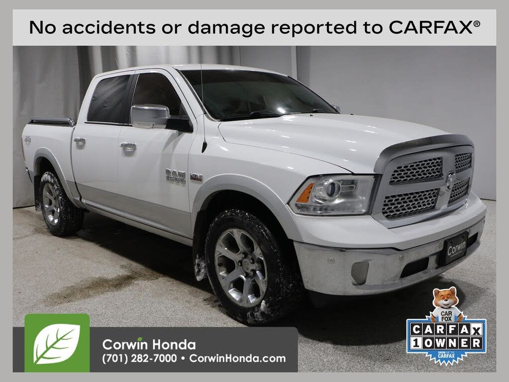 2017 RAM 1500 Laramie Crew Cab 4WD