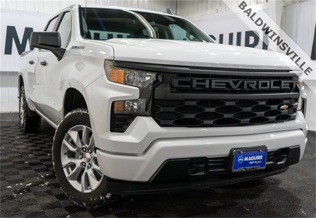 2023 Chevrolet Silverado 1500 Custom Crew Cab 4WD