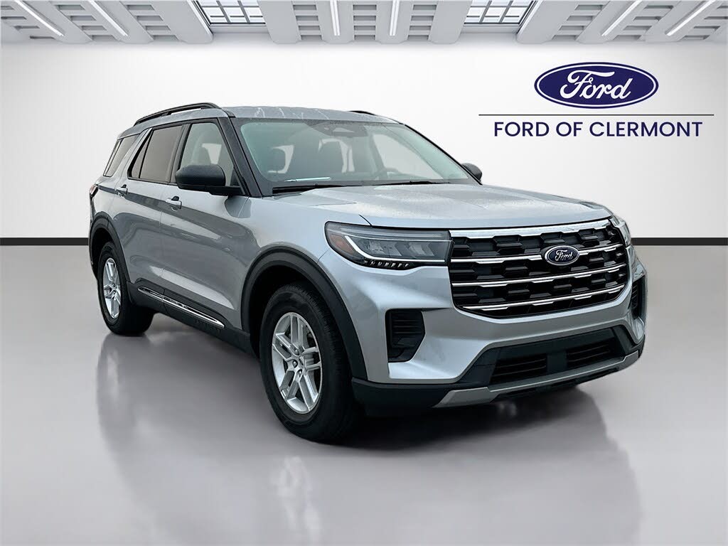 2025 Ford Explorer Active AWD