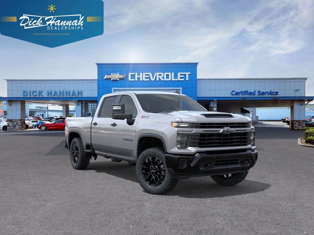 2026 Chevrolet Silverado 2500HD Custom Crew Cab 4WD