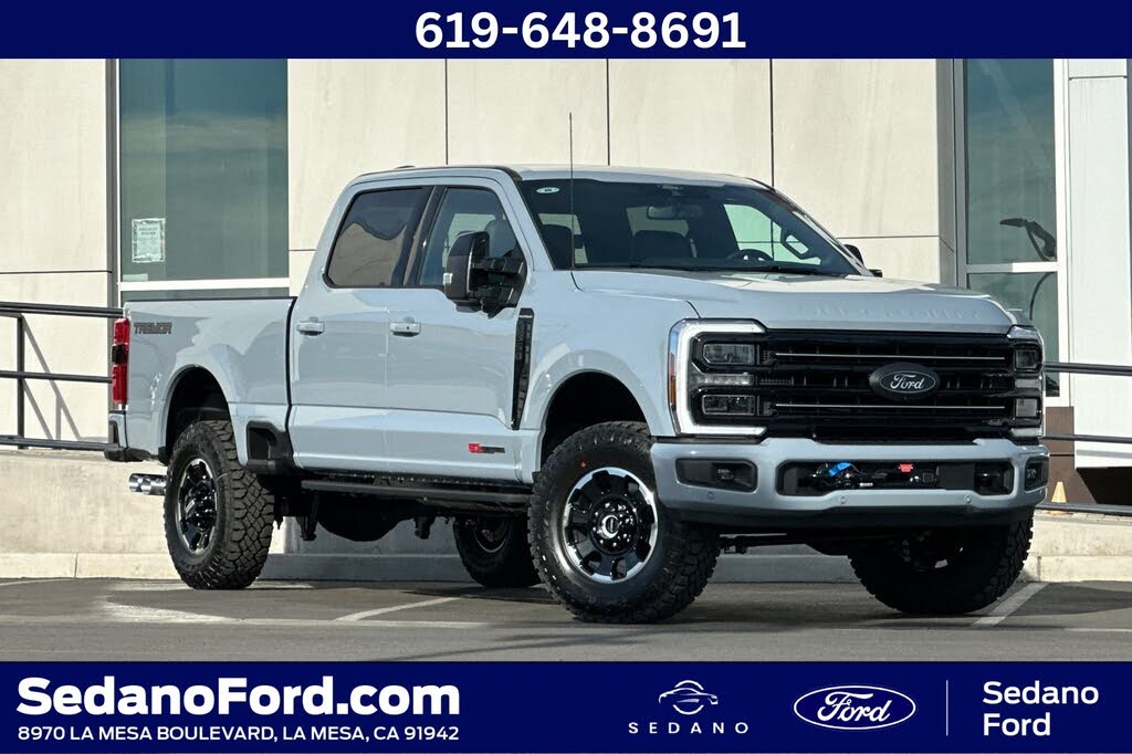2026 Ford F-350 Super Duty Platinum Crew Cab 4WD