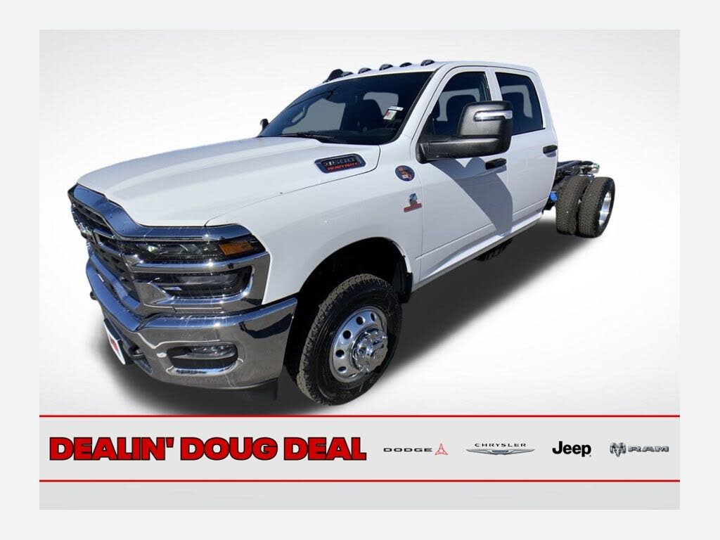 2026 RAM 3500 Chassis Tradesman Crew Cab LB DRW 4WD