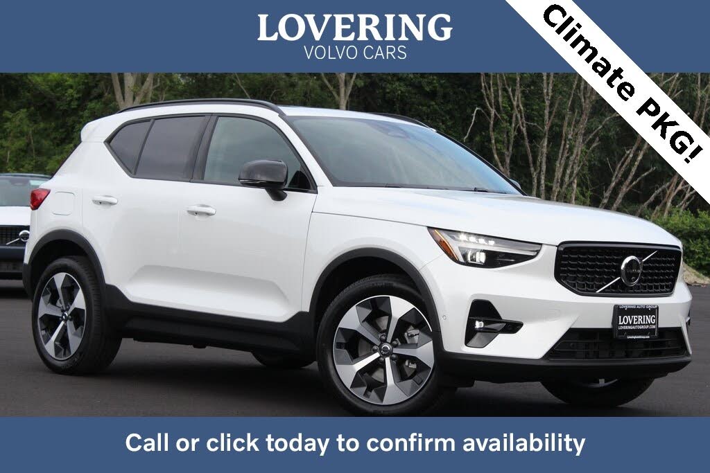 2026 Volvo XC40 B5 Plus AWD