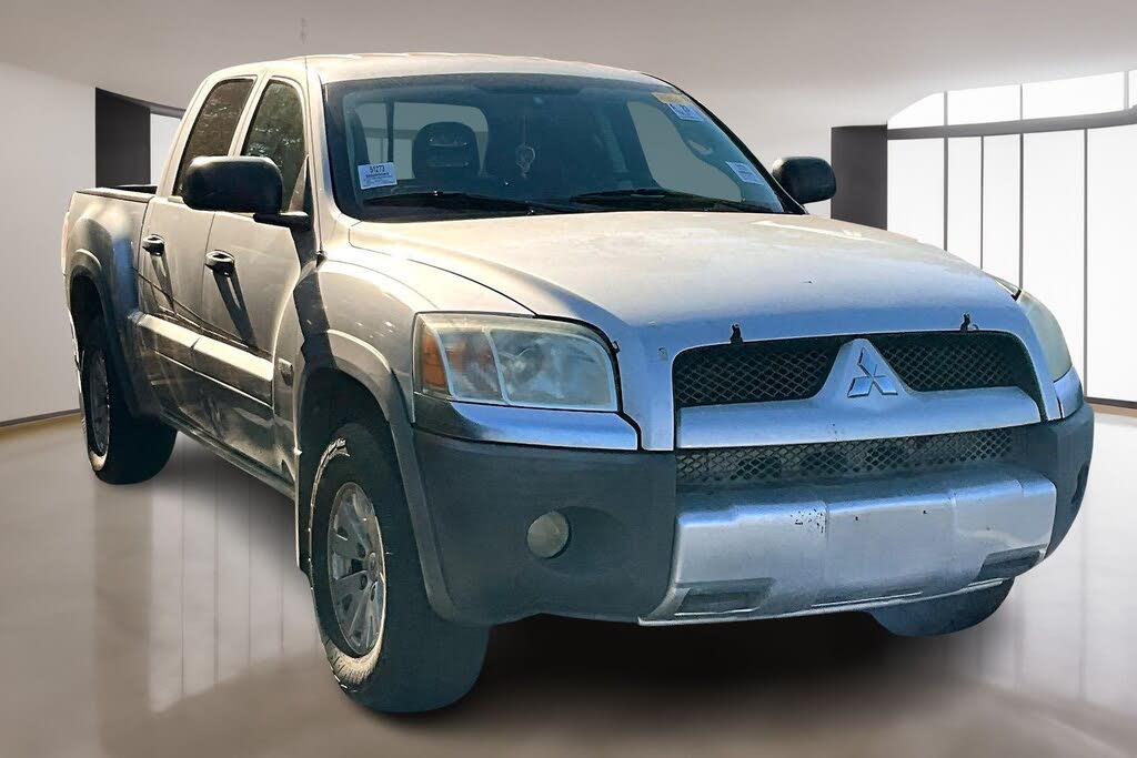 2006 Mitsubishi Raider Duro Cross V6 4dr Double Cab 4WD