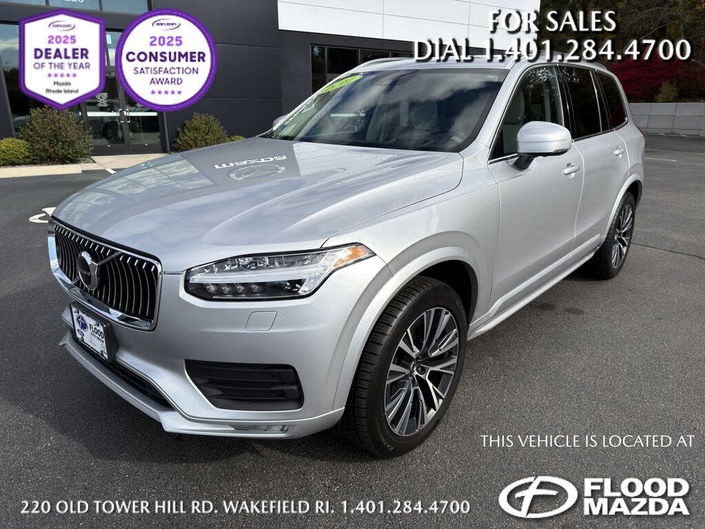 2022 Volvo XC90 T6 Momentum 7-Passenger AWD