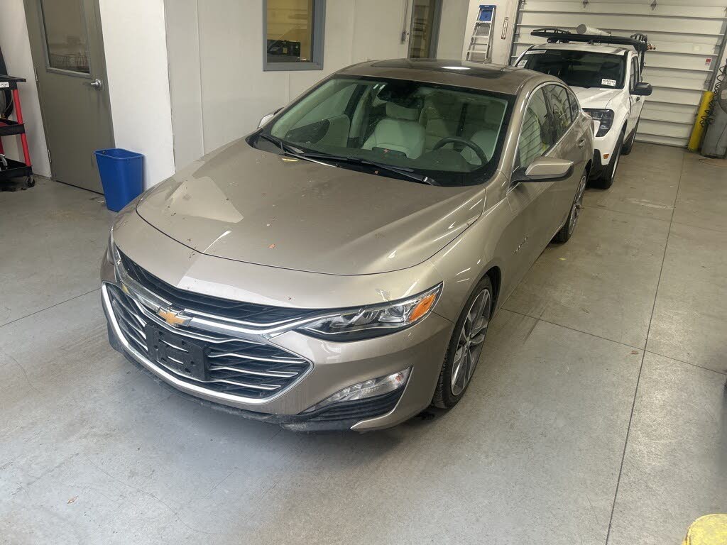 2024 Chevrolet Malibu LT with 2LT FWD