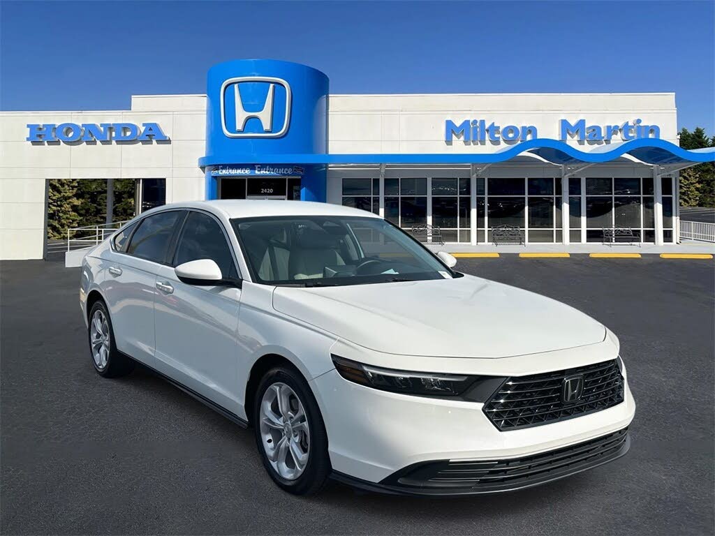 2024 Honda Accord LX FWD