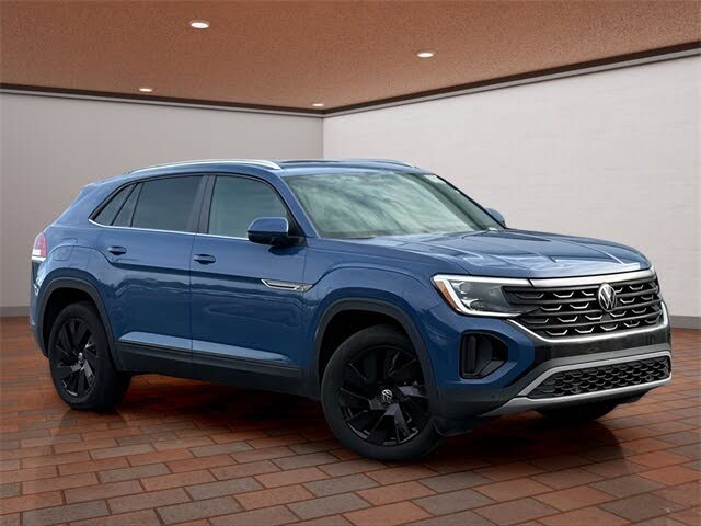 2025 Volkswagen Atlas Cross Sport SE 4Motion with Technology