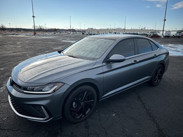 2025 Volkswagen Jetta SE FWD